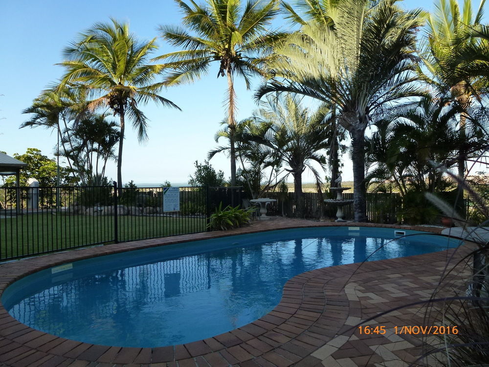 Camelot Motel Gladstone Extérieur photo